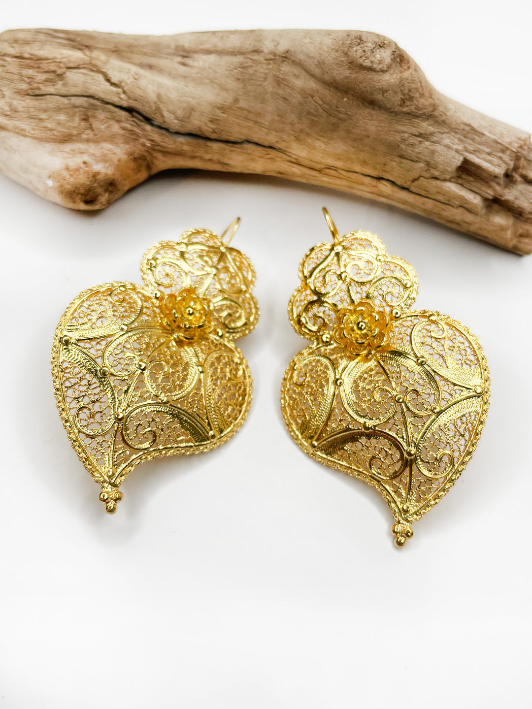 Grosse Herz-Ohrringe in Gold