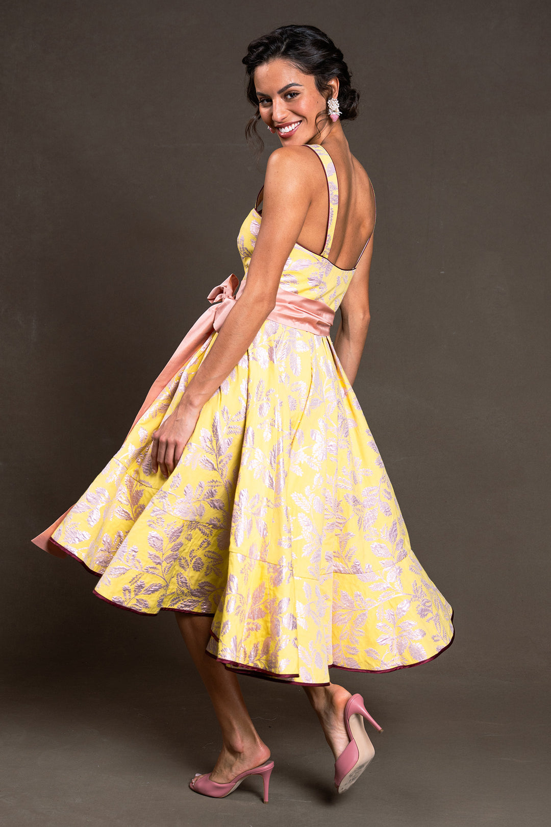 Designerdirndl in gelb Jacquard - Isabel