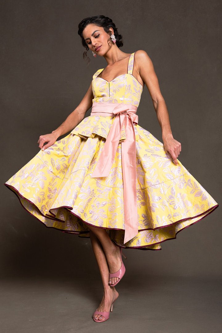 Designerdirndl in gelb Jacquard - Isabel